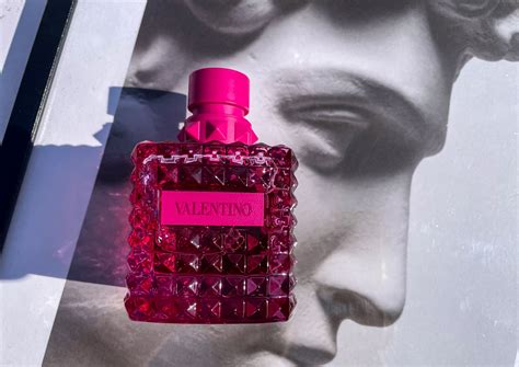 valentino pink perfume review